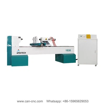 Tornio automatico per legno CNC