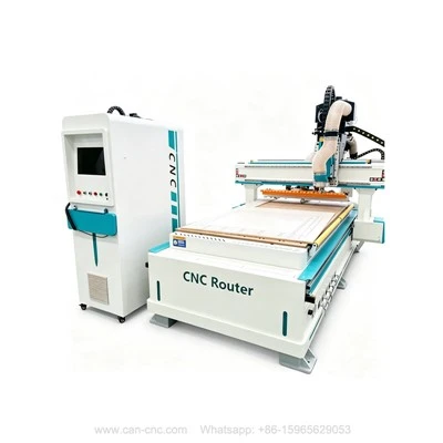 Macchina CNC per la realizzazione di mobili